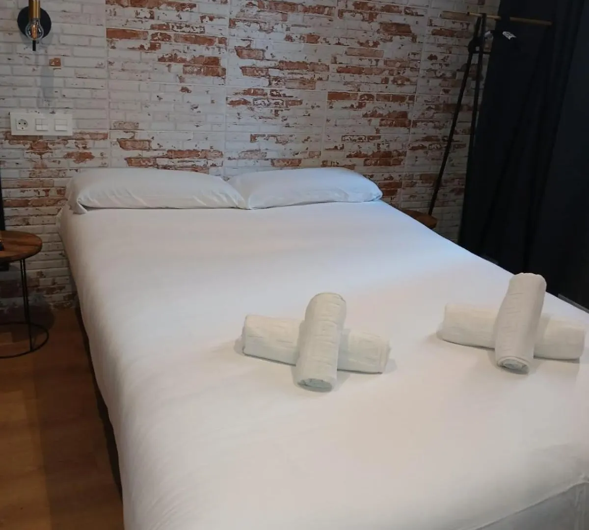 Pension H30 Tiboli Self Checkin Bilbao
